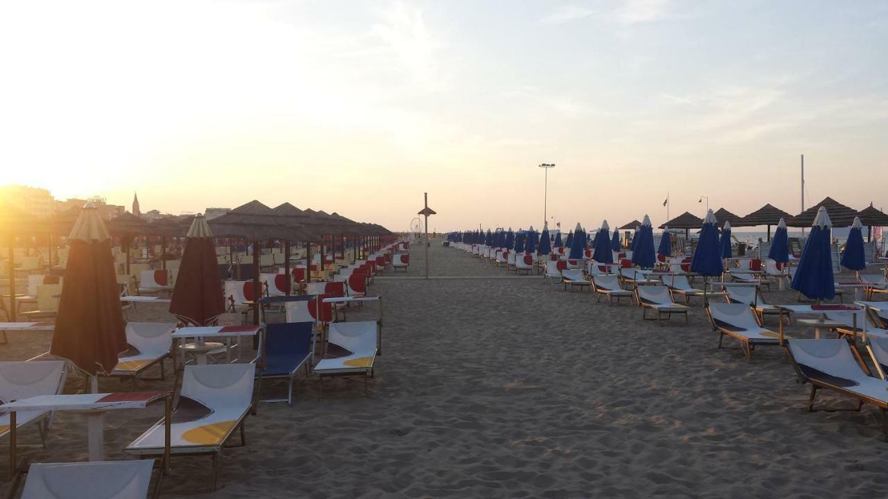 Alisei Palace Hotel Rimini Exteriér fotografie